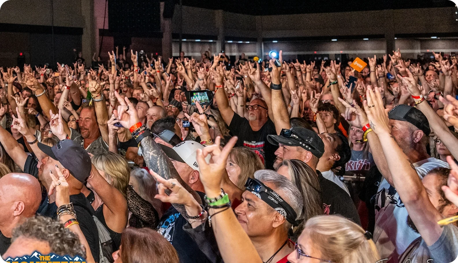 MountainMusicFest_082226_0052-crowd2x | The Mountain Music Festival